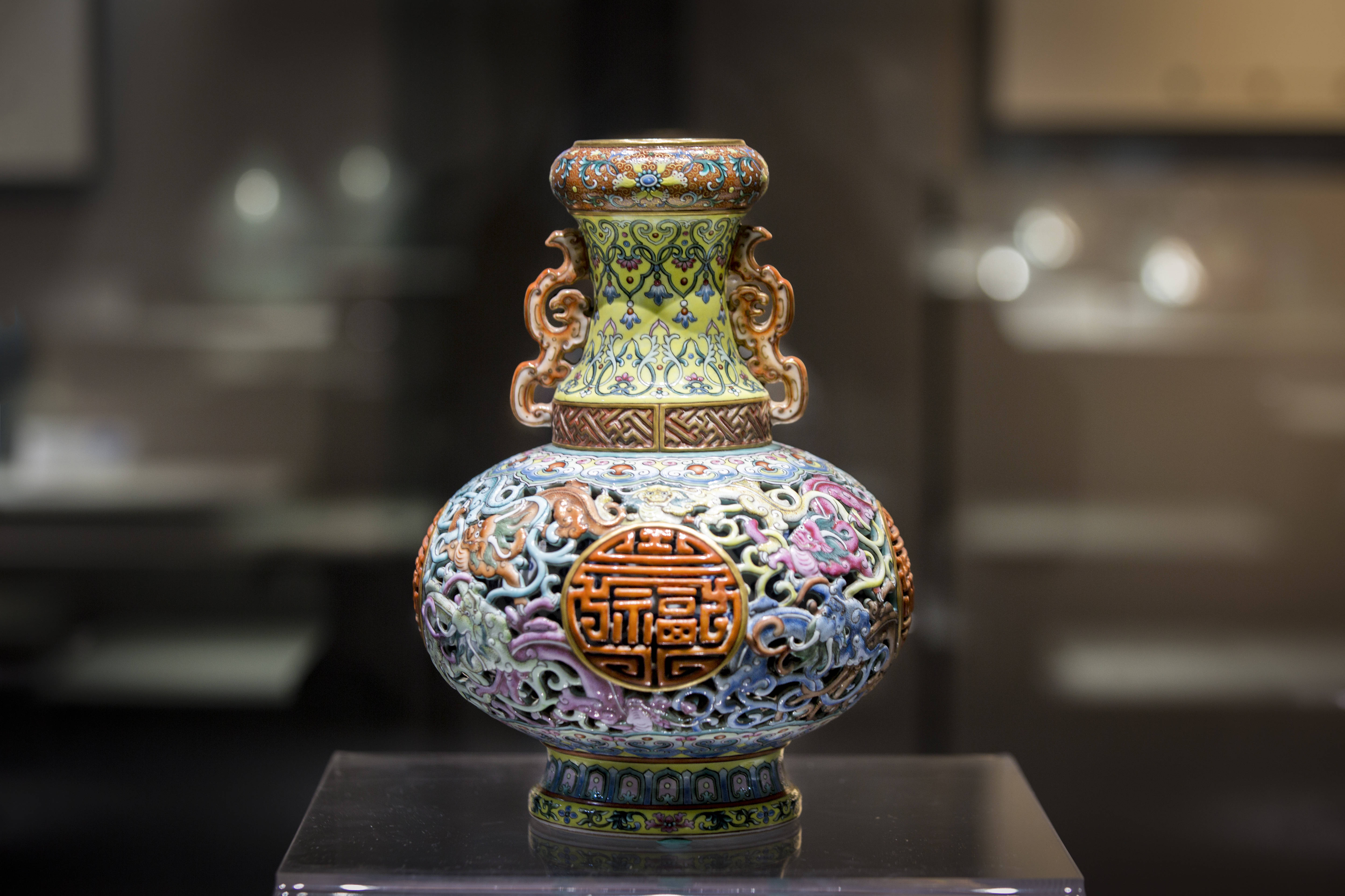 中国最大的陶瓷博物馆，藏品堪比故宫，还不收门票 