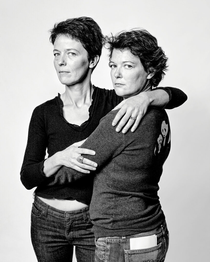 埃丽莎·博斯特和康尼·巴鲁瓦，2010年摄于巴黎。