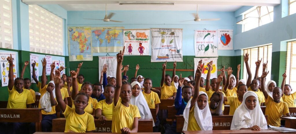 国际青年日：联合国秘书长古特雷斯提醒全球正面临“教育危机”