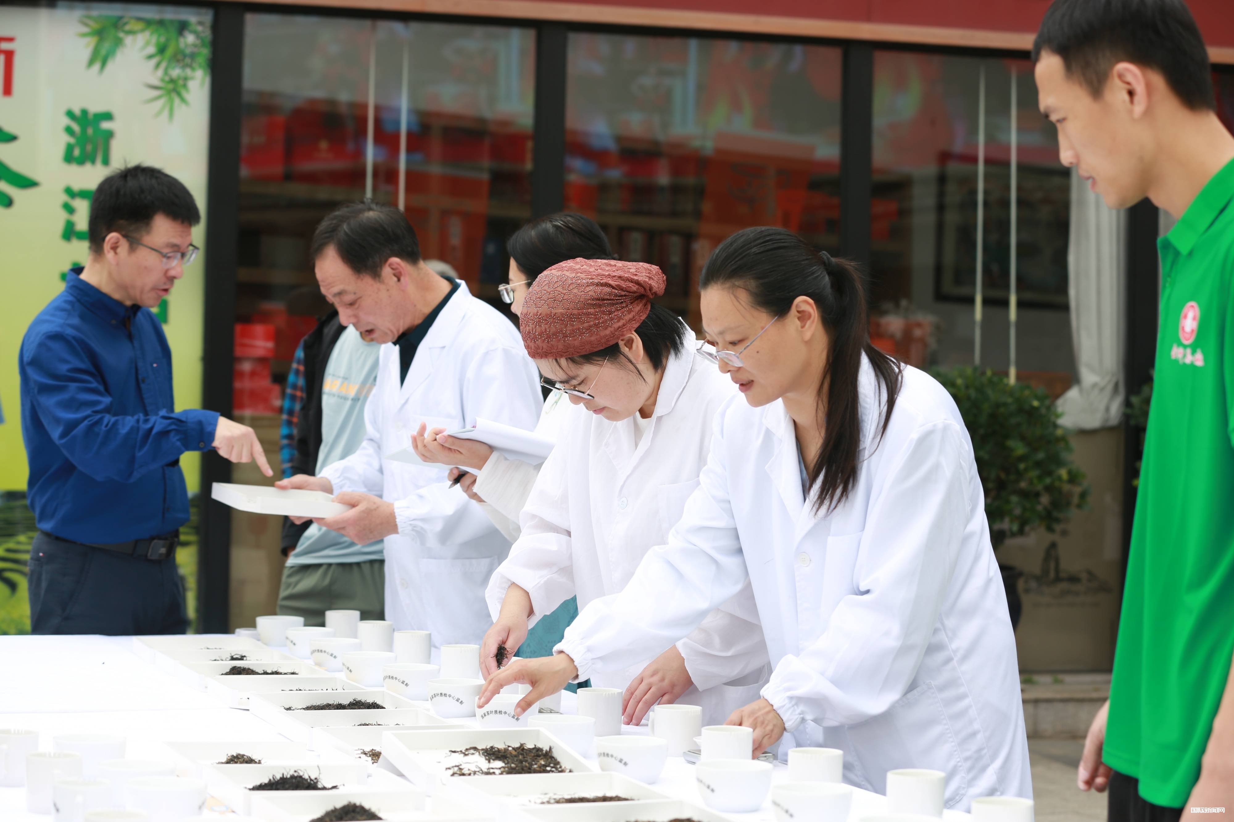 第二届“一带一路”明州杯斗茶大会暨金钟茶城十五周年活动在宁波举行
