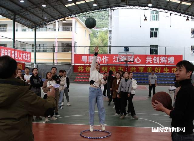巾帼不让须眉——从江县文体广电旅游局庆祝3.8妇女节活动纪实