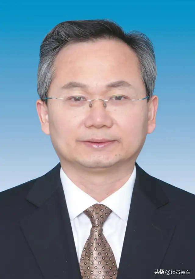河北省委常委、副省长、秘书长严鹏程出任中央财办副主任